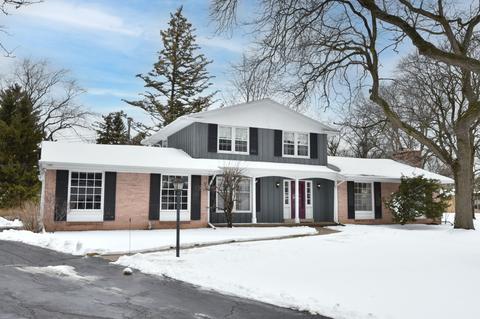 448 E Fox Dl, Fox Point, WI 53217 photo 1