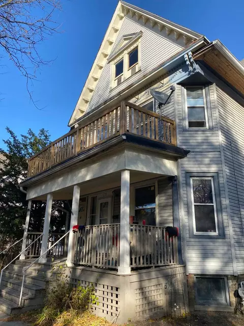1228 N 28th #1230, Milwaukee, WI 53208
