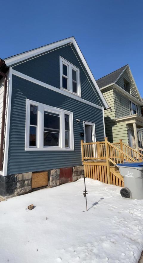 1567 S Cesar E Chavez, Milwaukee, WI 53204