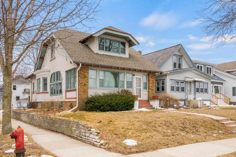 2995 S Shr, Milwaukee, WI 53207
