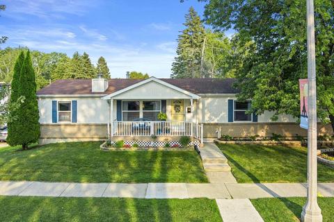 634 N Wisconsin, Port Washington, WI 53074