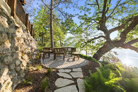 n8502 Booth Lake Heights, Troy, WI 53120