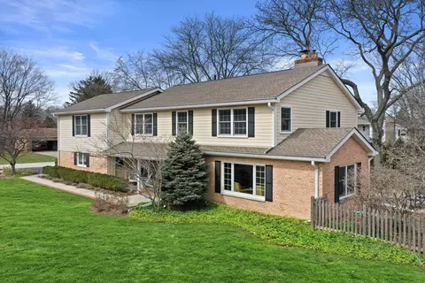 1000 E Dean, Fox Point, WI 53217 photo 1