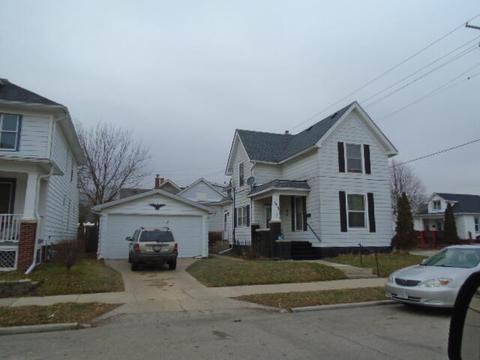 1932 Green, Racine, WI 53402
