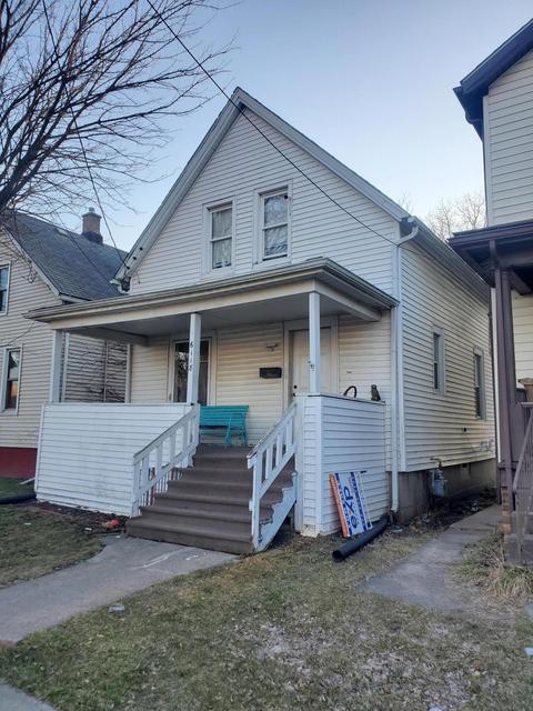 6118 24th, Kenosha, WI 53143