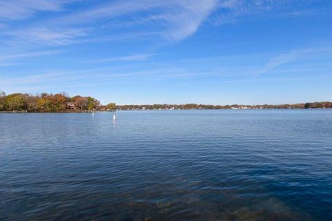 n1600 Powers Lake Road, Bloomfield, WI 53128