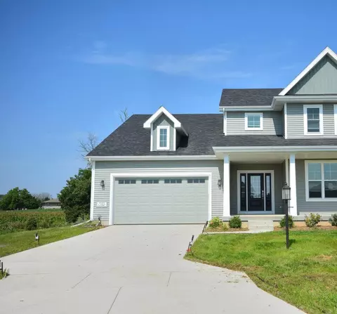 w201n5567 Magnolia, Menomonee Falls, WI 53051