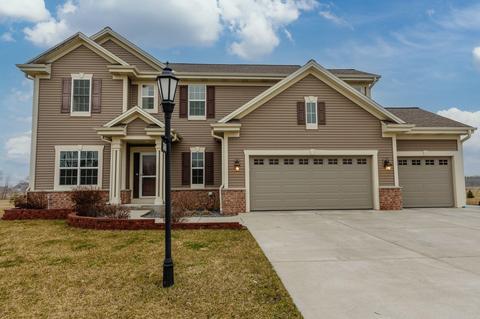 832 Leeds, Eagle, WI 53119