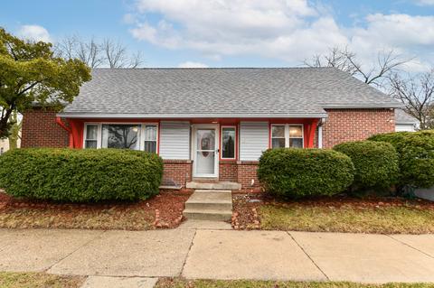 4805 W Keefe, Milwaukee, WI 53216
