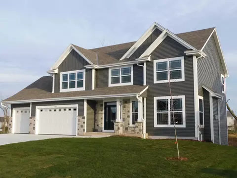 1914 N N Crk, Grafton, WI 53024