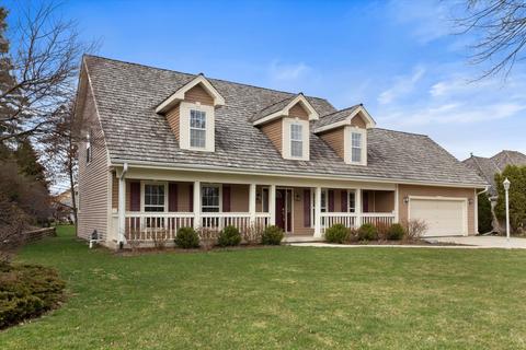 8299 S Country Clb, Franklin, WI 53132