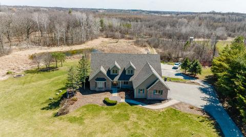 22429 8 Mile, Muskego, WI 53150