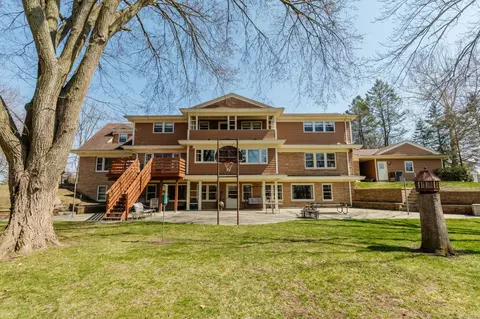 202 Franklin, Waterford, WI 53185