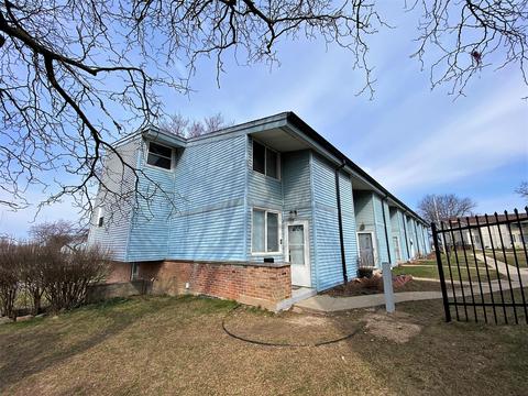 8859 N Swan #A, Milwaukee, WI 53224