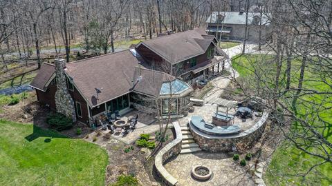 1154 N English Settlement, Burlington, WI 53105