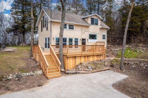 w955 County Road F, Osceola, WI 53010
