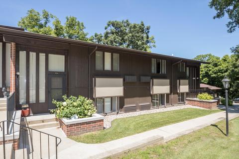 83 Red Chimney #04, Geneva, WI 53147