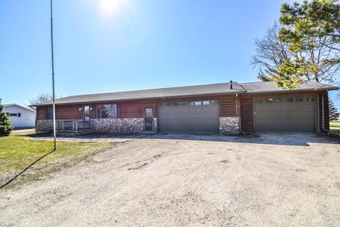 n8062 Lakeshore Drive, Friendship, WI 54937