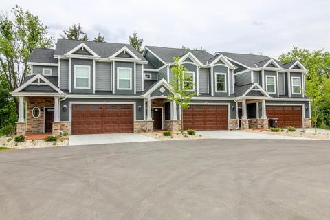 1204 S Main #11, Lake Mills, WI 53551