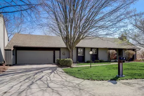 45 E Campus, Wind Point, WI 53402