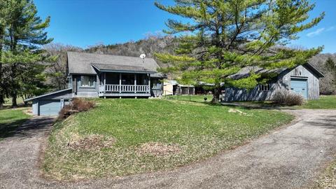 27442 Market, Portland, WI 54619