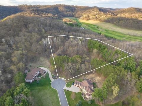 626 Pine Vly, Onalaska, WI 54650