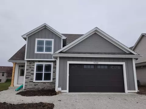 9200 Prairie Xing, Franksville, WI 53126