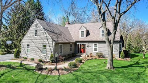 367 Birch, Delafield, WI 53018 photo 1