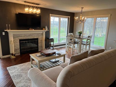 1063 Lakeland #9-28, Geneva, WI 53147