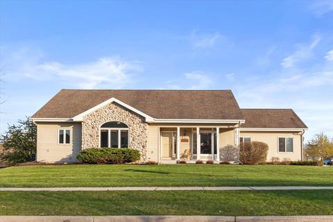 610 Two Rivers, Mukwonago, WI 53149