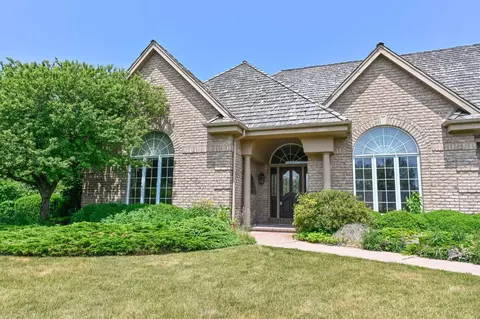 14370 Lindsay, Brookfield, WI 53005