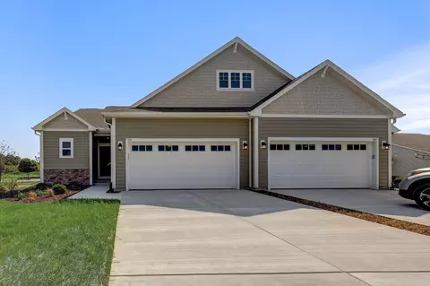 799 Bridlewood #799  10, Hartford, WI 53027