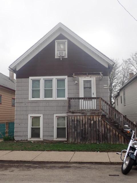 2210 S 5th, Milwaukee, WI 53207