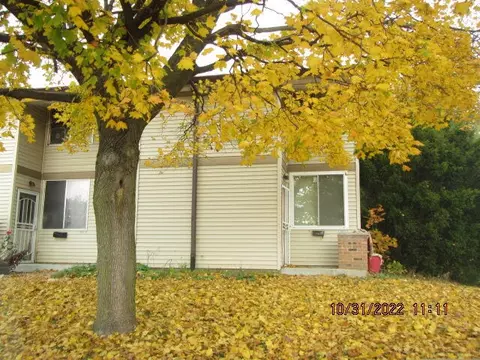 8889 N Swan #K, Milwaukee, WI 53224