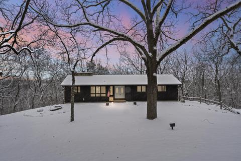 3639 W W Frst, Janesville, WI 53545