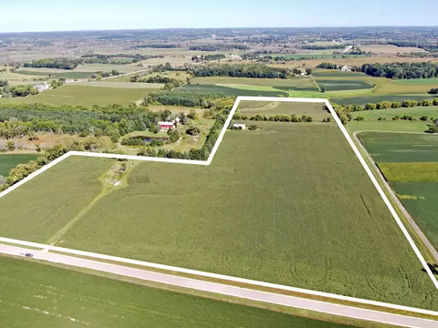 Lt0 N, Ixonia, WI 53036