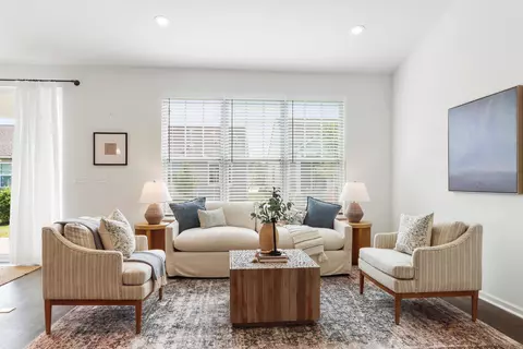 327 Bowing, Lake Geneva, WI 53147