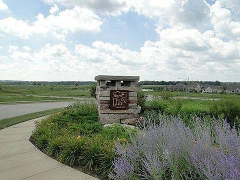 Ltd58 White Deer, Waukesha, WI 53189