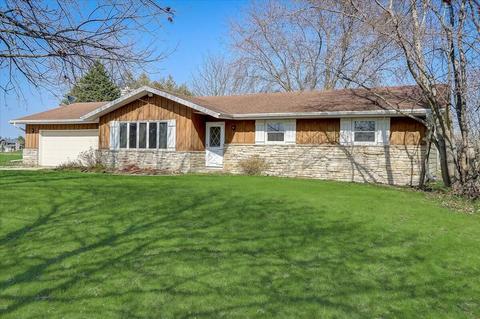 n6548 Hillside Drive, Concord, WI 53094