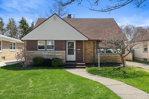 7723 37th, Kenosha, WI 53142