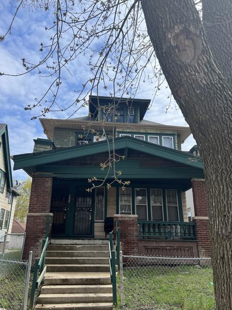 2366 N 44th #2368, Milwaukee, WI 53210