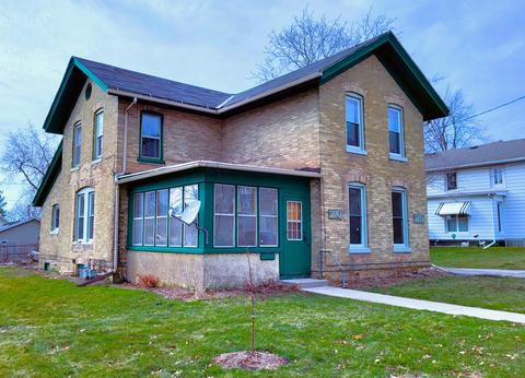 210 S Church, Watertown, WI 53094