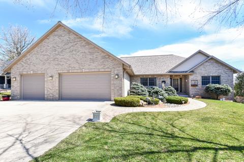 7401 Pine Rdg, Burlington, WI 53105
