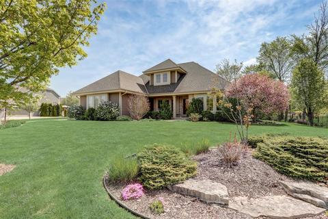 w133n6182 Hummingbird, Menomonee Falls, WI 53051