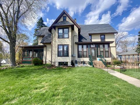 101 N Hartwell #103, Waukesha, WI 53186