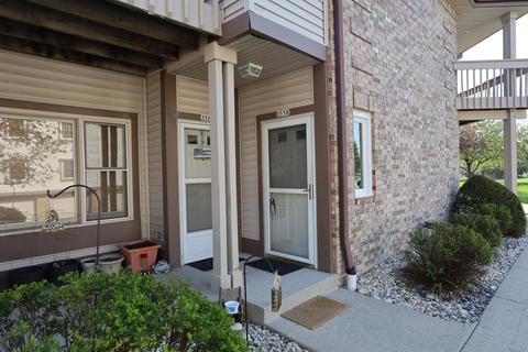 3558 W Rawson, Franklin, WI 53132