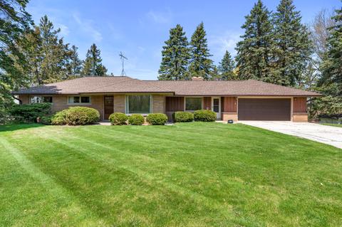 2520 State Road 33, Port Washington, WI 53074