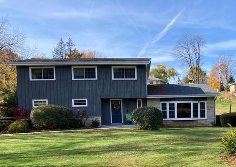 1045 Zacher, Brookfield, WI 53005