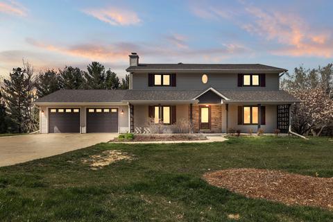 786 Decorah, Trenton, WI 53095