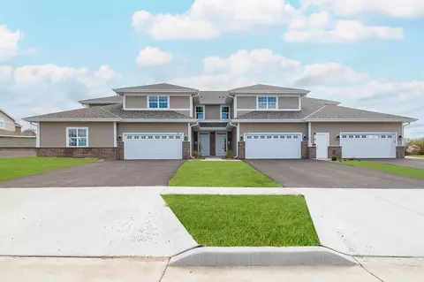 704 Cardinal #1402, Mukwonago, WI 53149